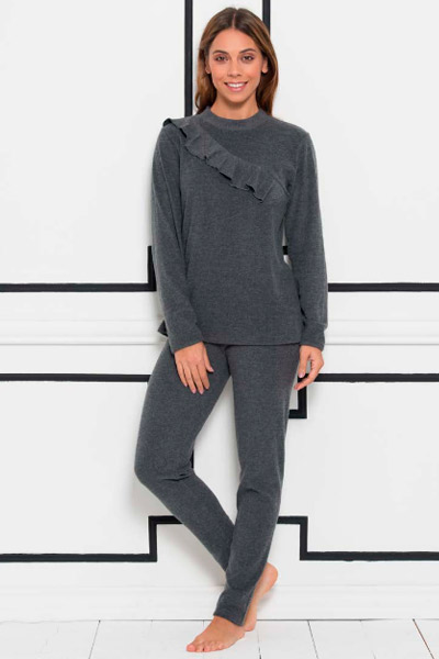 Pijama para mujer en color gris