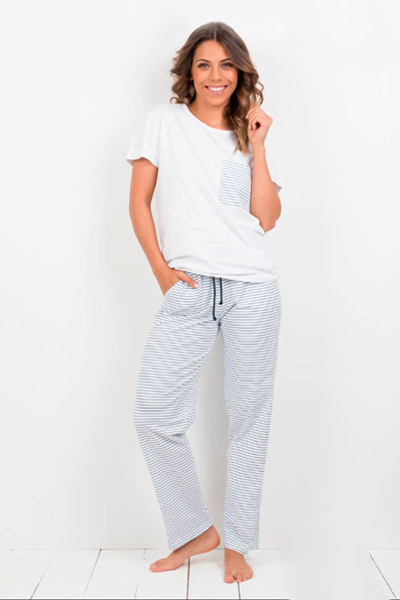 Pijama largo mujer estilo chandal